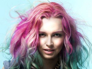 HOW TO CHOOSE THE RIGHT HAIR COLOR?